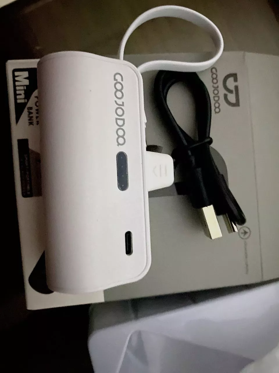 Sạc dự phòng mini GOOJODOQ 2025 cho Giáng sinh với phích cắm Type-C và Light-ning phích cắm đôi