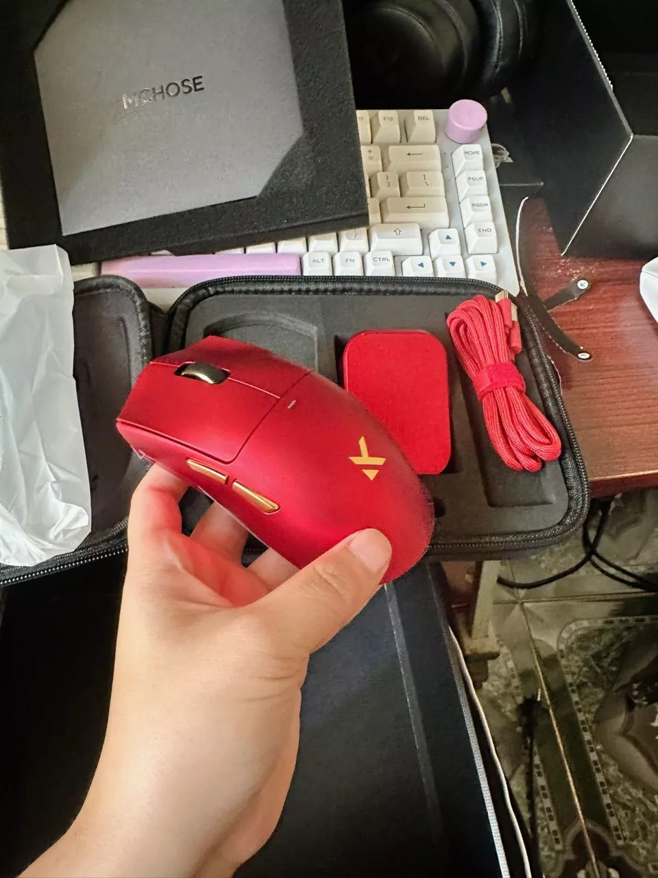 Chuột không dây MCHOSE K7 Ultra và K7 Utral S - 3 mode - Paw3950 - DPD 42000 - Polling rate 8k - 750 IPS - APP
