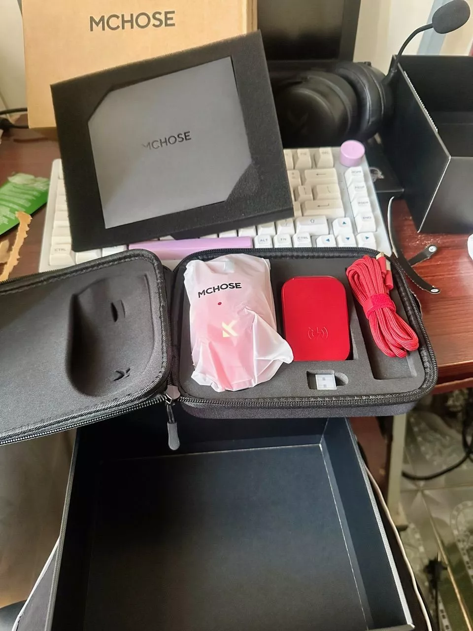 Chuột không dây MCHOSE K7 Ultra và K7 Utral S - 3 mode - Paw3950 - DPD 42000 - Polling rate 8k - 750 IPS - APP