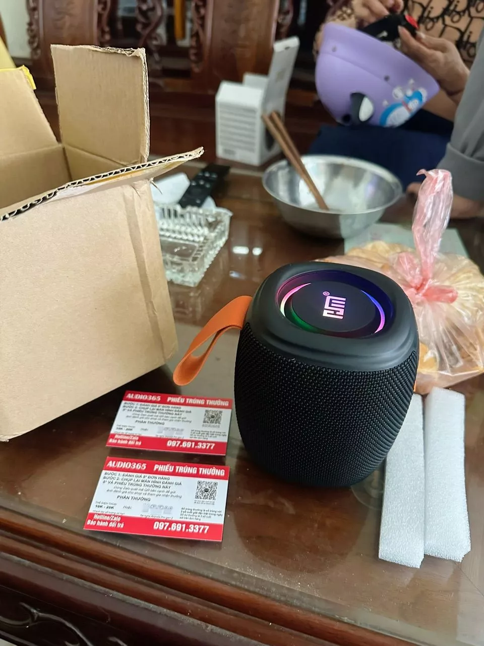 Loa bluetooth không dây HM805 công suất 8W, chống nước, bass siêu trầm cực hay, có led, cổng USB, thẻ nhớ - AUDIO365