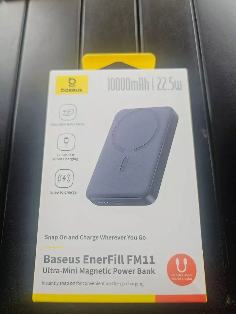 Sạc dự phòng 22.5W FM11 Baseus không dây mini 10000mah có nam châm tự động bật/ tắt thích hợp