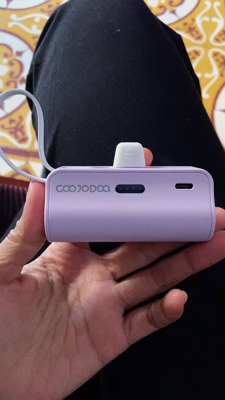 Sạc dự phòng mini GOOJODOQ 2025 cho Giáng sinh với phích cắm Type-C và Light-ning phích cắm đôi