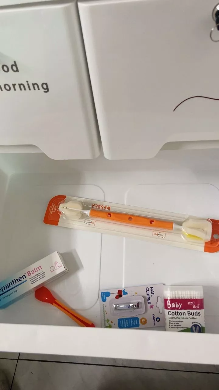 Cây cọ đa năng 2 đầu Wesser - Tiện lợi, dùng được cho bình cổ hẹp