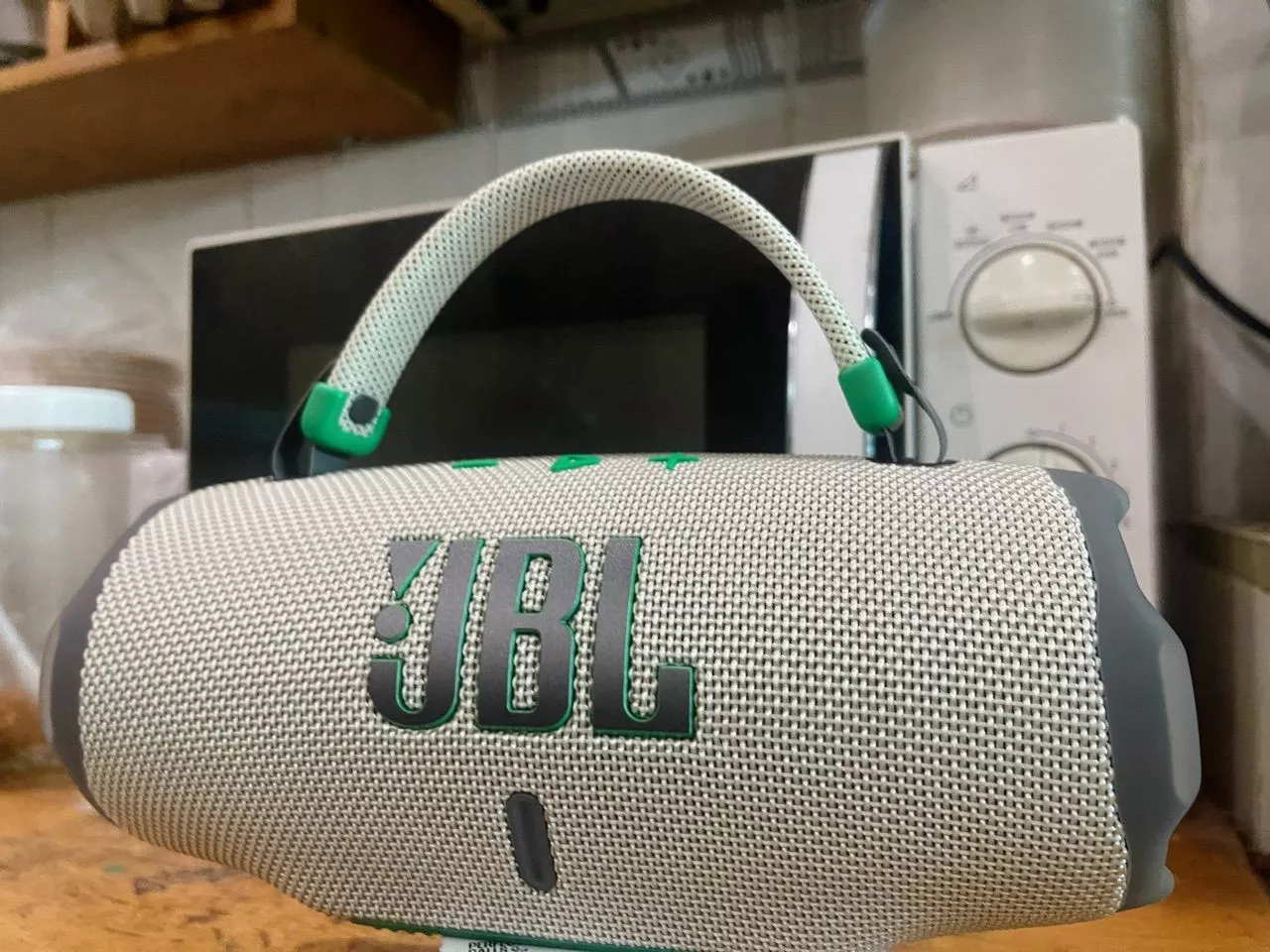Tai Nghe Bluetooth Chống ồn chủ động JBL Tune Beam 2 Sử Dụng tới 48H Kháng bụi nước IP54