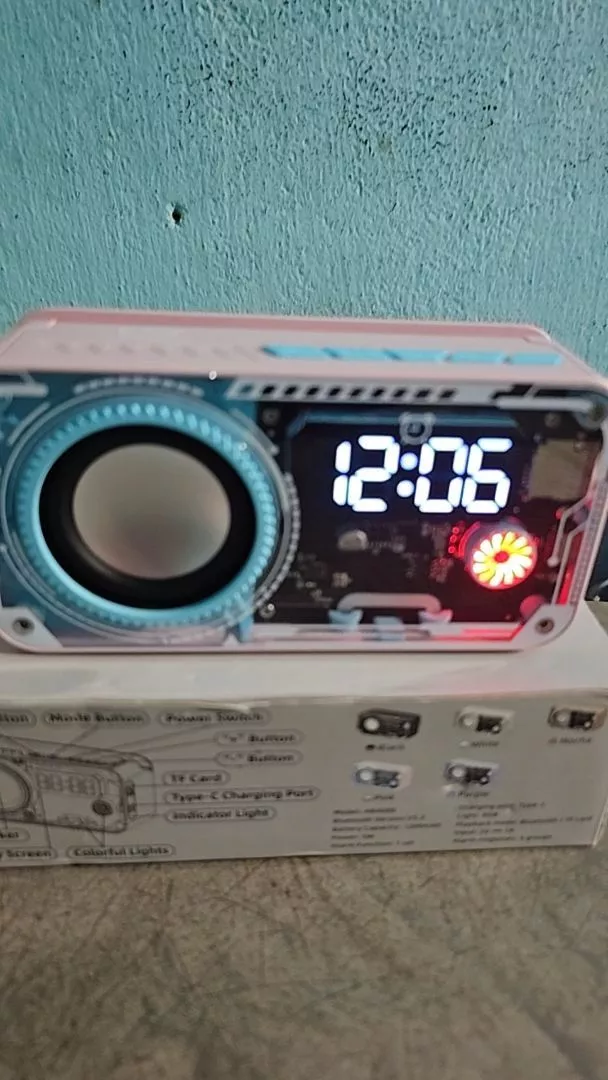 Loa báo thức không dây Bluetooth 5.3 GOOJODOQ Thiết kế kiểu dáng cơ học Màn hình LED hiển thị thời gian với đèn RGB