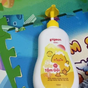 Tắm gội Pigeon cho bé - Sữa tắm gội toàn thân 2 trong 1 an toàn dịu nhẹ 700ml