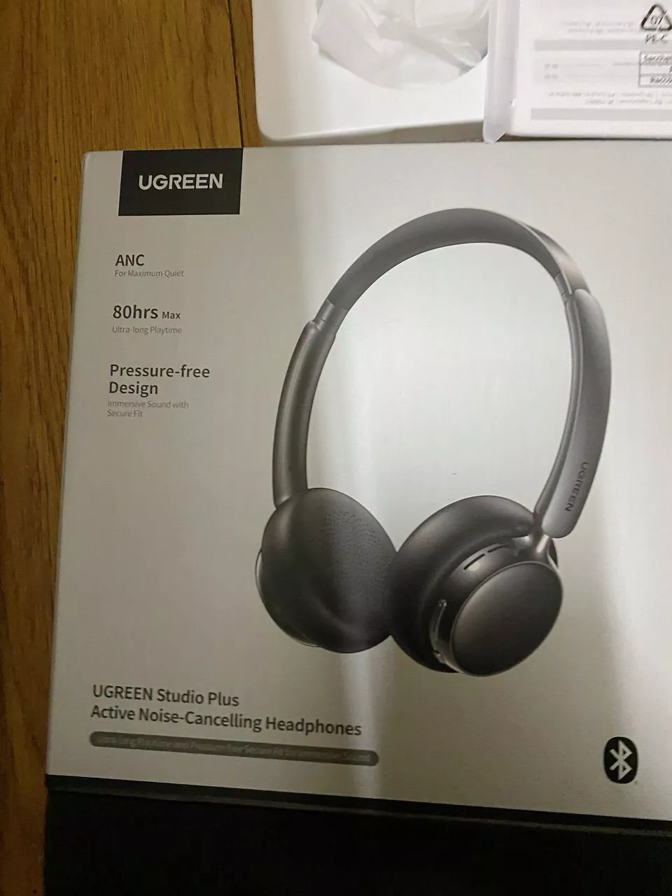 Tai nghe Bluetooth Y2k cổ điển UGREEN Studio Plus, ANC khử tiếng ồn -25dB, Bluetooth 6.0, thời lượng pin đến 80 giờ, thập niên 80 cho quà tặng bé gái