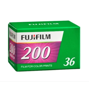 Fuji C200 36exp In Date 01/2027 bản mới film 35mm Fujicolor 200 loại hộp lẻ 1 hộp có 1 cuộn film và hủ nhựa bảo quản