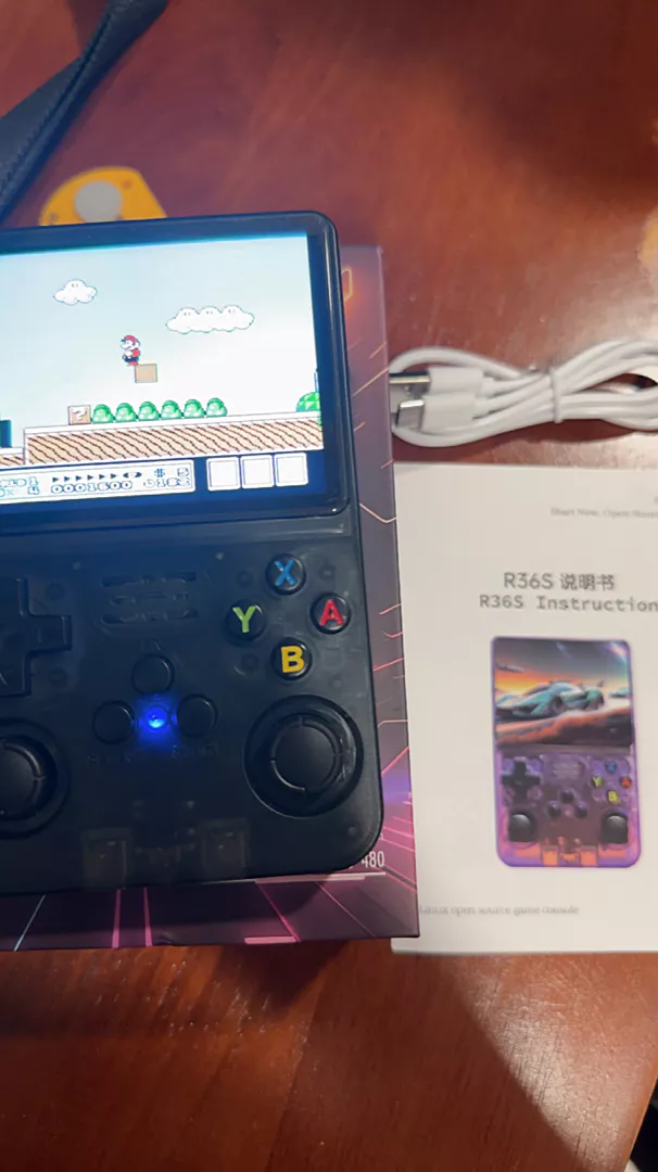 Máy chơi game cầm tay datafrog R35s giá rẻ, thiết kế đẹp, cấu hình mạnh, hỗ trợ PSP/PS1/NDS/CPS1/CPS2/FBA/NEOGEO/GBA