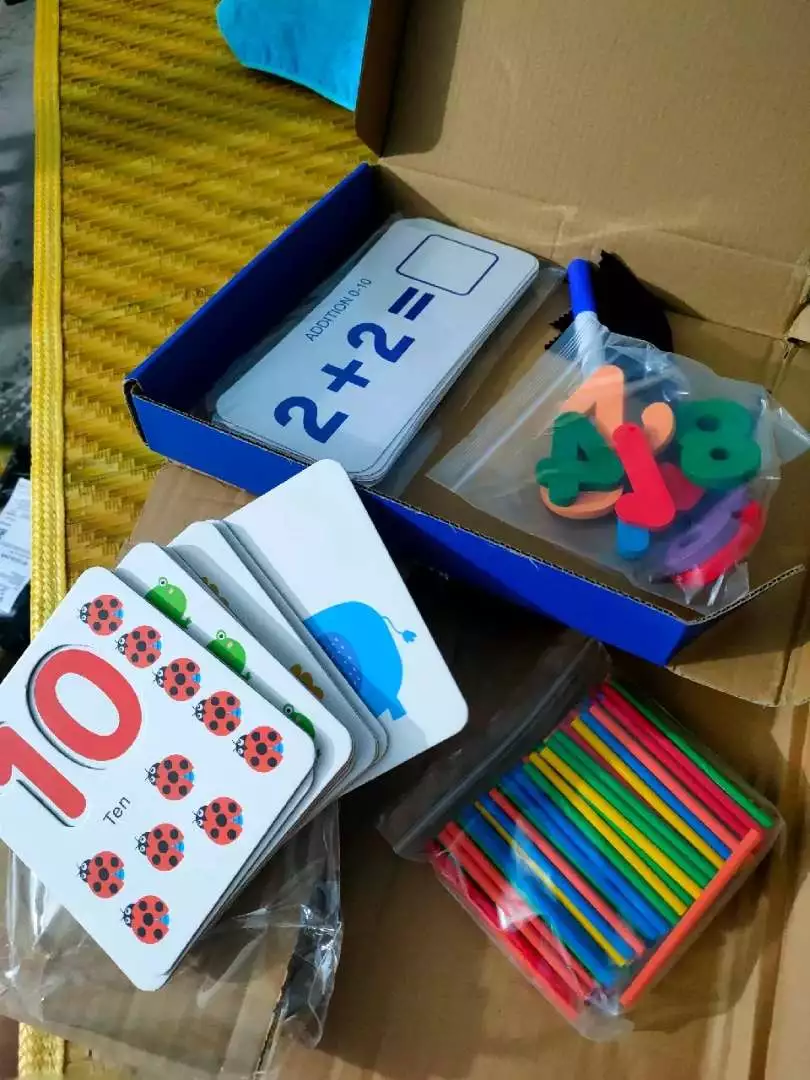 Đồ Chơi Toán Học Montessori – Hộp Toán Học Thẻ Ghép Số Và Que Tính – Bộ Toán Hươu Cho Bé