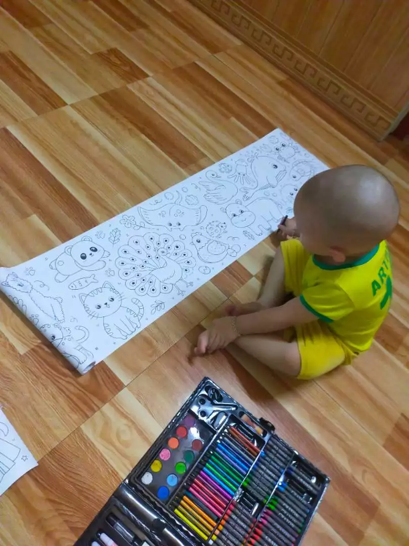 Tranh Cuộn Tô Màu Dán Tường Cho Bé Loại Đẹp – Tranh Decal Tập Tô Màu Dán Tường 3M