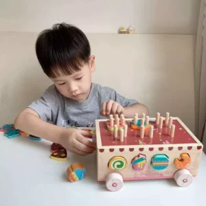 Đồ Chơi Giáo Dục Montessori - Xe Oto Gỗ Bận rộn cho trẻ từ 1-3 Tuổi