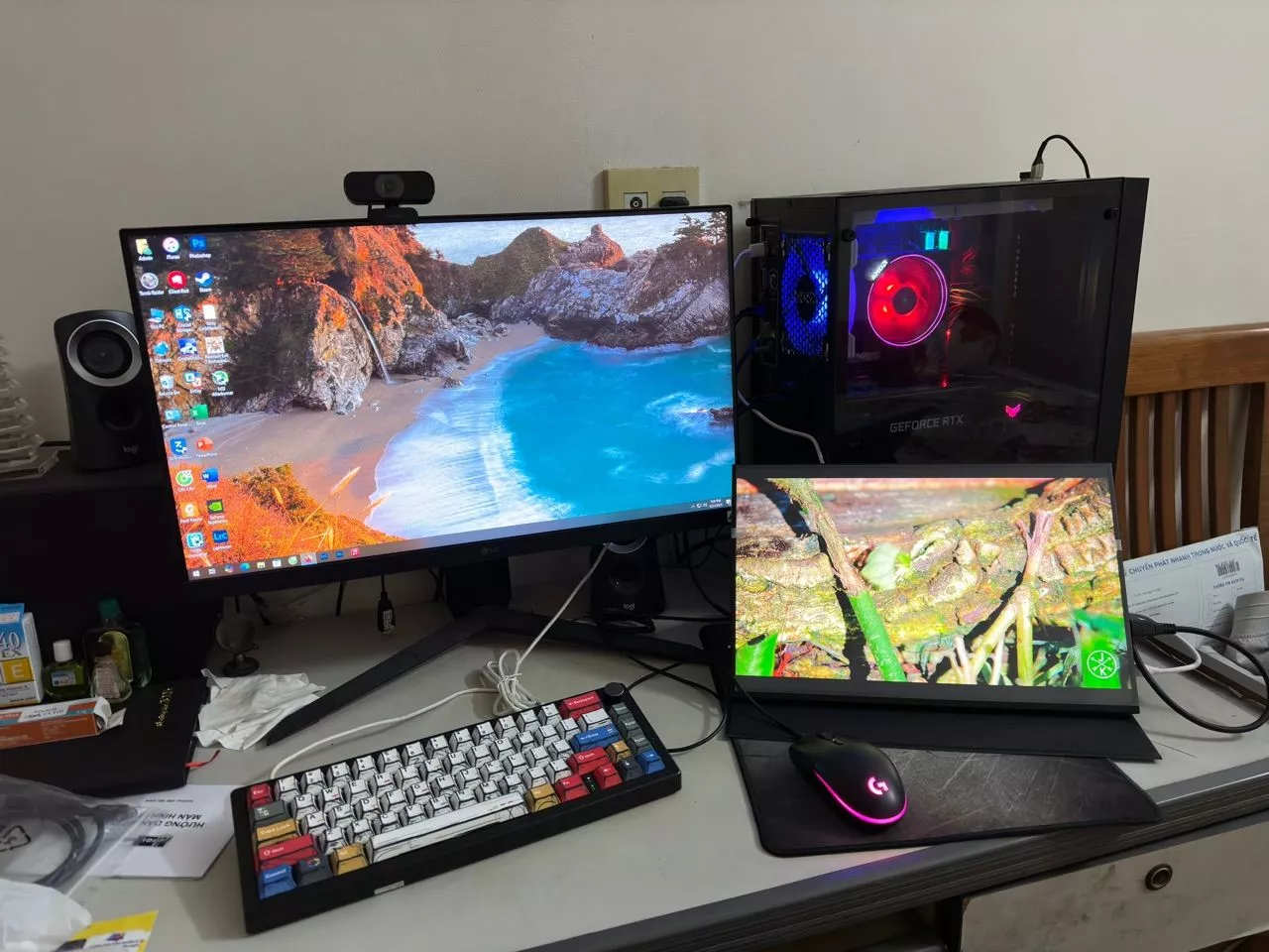 Mini PC gaming AMD Ryzen R5 3550h 3500u 2700u 3750u cực mạnh tích hợp card đồ họa Vega chơi game tầm trung medium seting