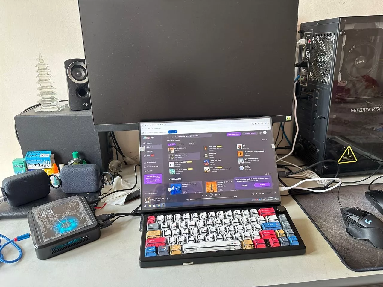 Mini PC gaming AMD Ryzen R5 3550h 3500u 2700u 3750u cực mạnh tích hợp card đồ họa Vega chơi game tầm trung medium seting