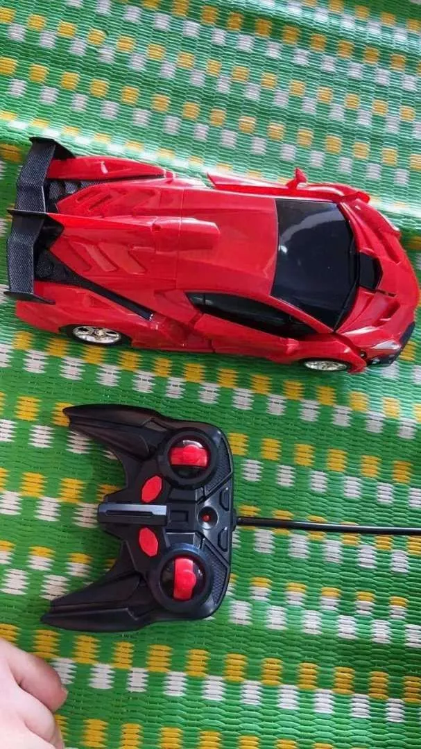 Ô Tô Biến Hình Robot Loại Xịn - Nhựa ABS Cứng Cáp, Có Điều Khiển Từ Xa, Pin Sạc Lại Sau Khi Sử Dụng
