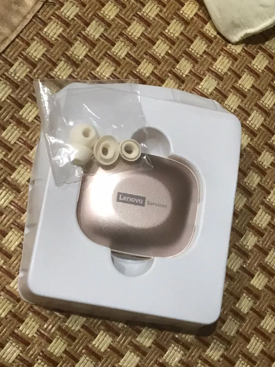 Tai nghe chơi game Lenovo LE209 Tai nghe Bluetooth Độ trễ thấp trong tai IPX5 Chất lượng âm thanh HIFI chống nước Bluetooth 6.0