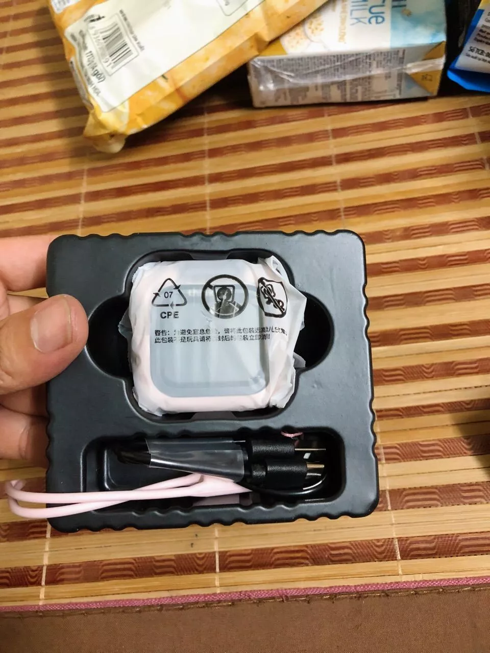 Tai nghe Bluetooth Lenovo LP70 Pro Màn hình màu cảm ứng thông minh với 5 chế độ điều khiển Bluetooth 5.4