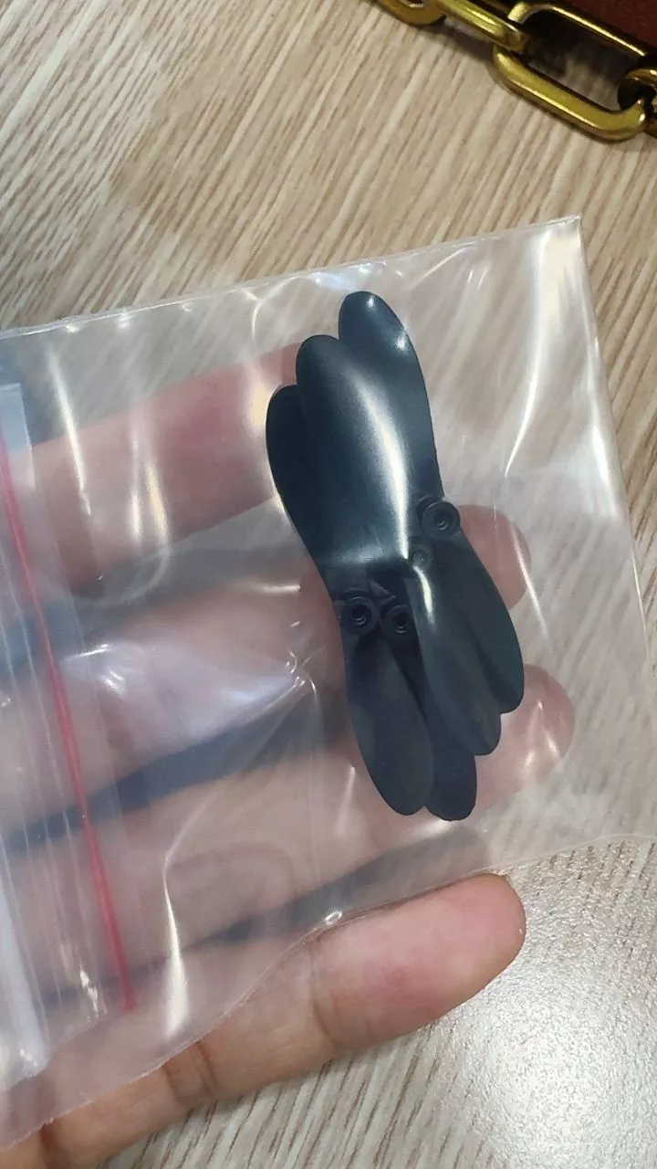Bộ 4 Cánh Quạt Sơ Cua Máy Bay Điều Khiển Từ Xa Fighter Flance- Máy Bay RC Xốp V2T Kids