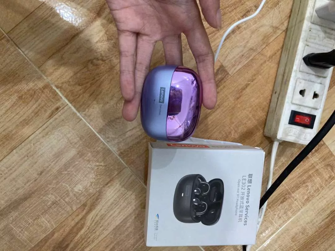 Tai nghe Bluetooth Lenovo LE302 IPX5 chống thấm nước chất lượng âm thanh HIFI thoải mái khi đeo trong khi tập thể dục