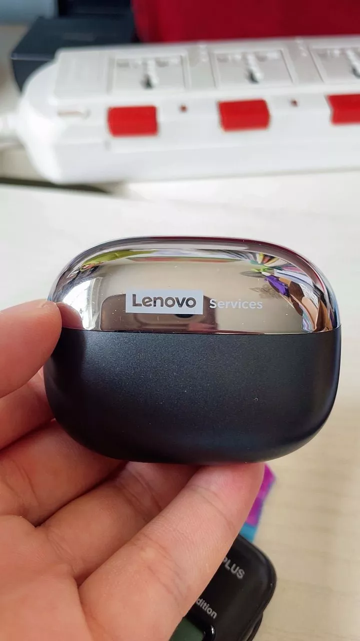 Lenovo LE232 ANC True Wireless Bluetooth Tai nghe HIFI Chất lượng âm thanh LED Năng động Màn hình kỹ thuật số Hiệu ứng siêu thấp Khử tiếng ồn Bluetooth6.0 độ phân giải cao