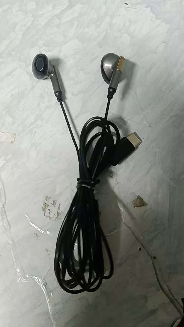 Tai nghe có dây Lenovo Y102 Chất lượng âm thanh độ nét cao độ trễ thấp, chống nước và thoải mái khi đeo