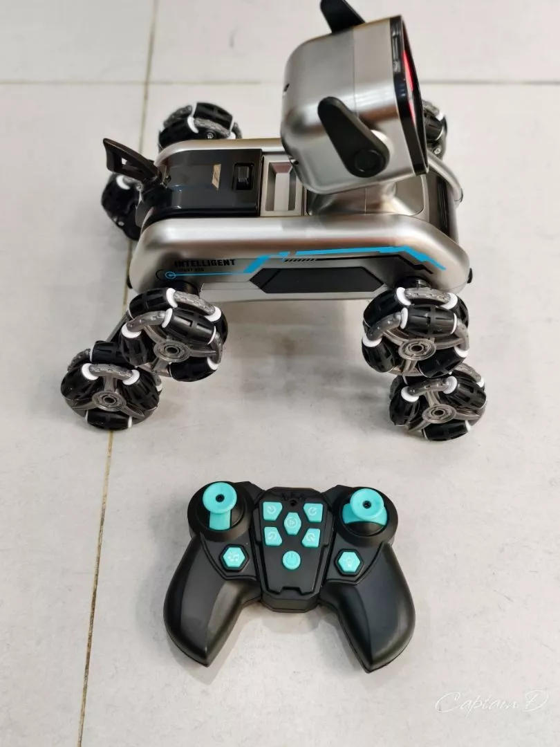 Chó Robot Thông Minh 8 Bánh Điều Khiển Từ Xa - Quay 360, Leo Tường, Chơi Nhạc
