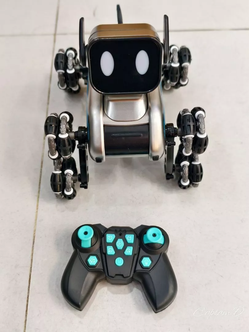 Chó Robot Thông Minh 8 Bánh Điều Khiển Từ Xa - Quay 360, Leo Tường, Chơi Nhạc